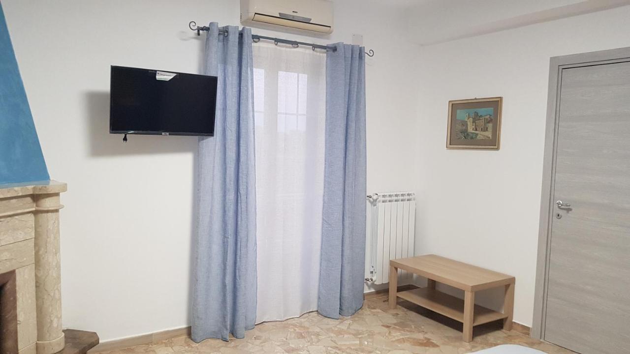 Notti Rosa B&B Melfi Bagian luar foto